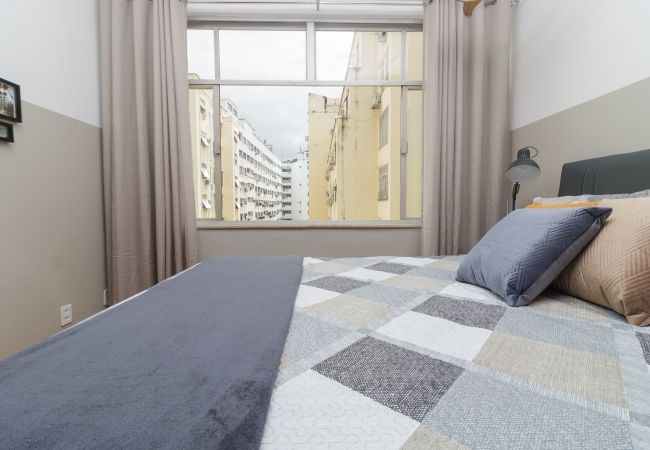 Apartment in Rio de Janeiro - PLA813| Apto na quadra da praia de Copacabana! Apartment in Rio de Janeiro - PLA813| Apto na quadra da praia de Copacabana!