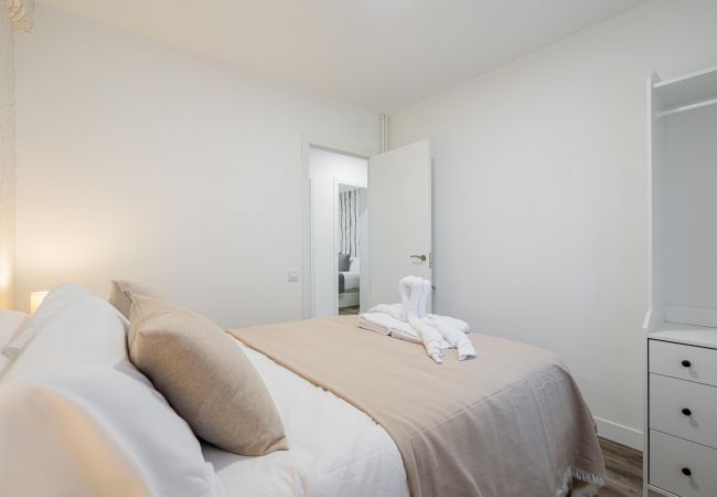 Apartment in Madrid - Parque de Atracciones-Zoo-Casa de Campo  Apartment in Madrid - Parque de Atracciones-Zoo-Casa de Campo