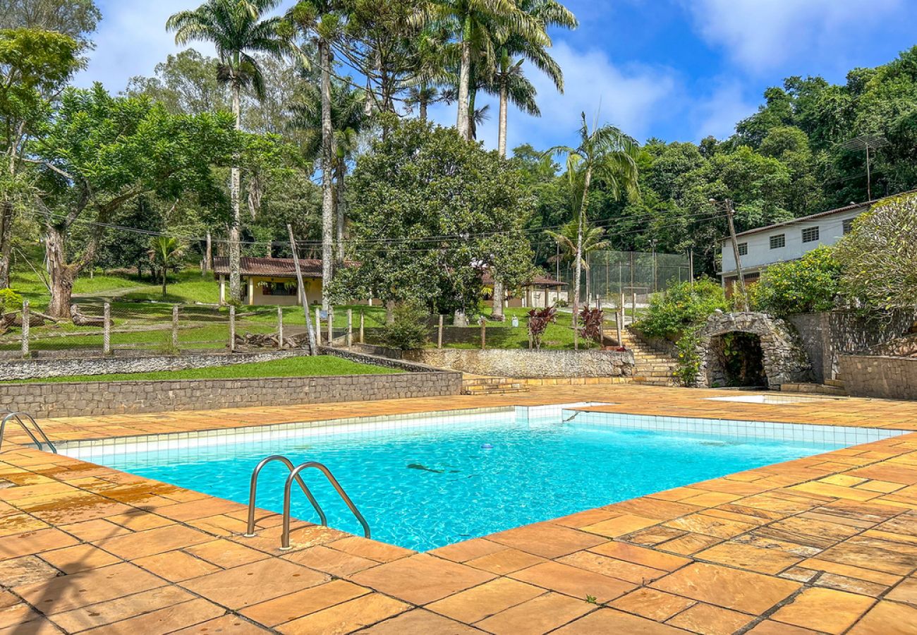 House in Santa Isabel - Incrível chácara c churrasqueira - Santa Isabel/SP