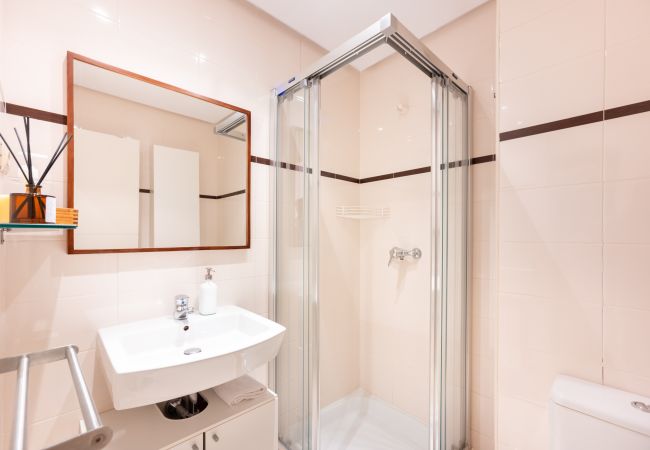 Apartment in Madrid - Ap. Hortaleza-Fuencarral MAD28 Apartment in Madrid - Ap. Hortaleza-Fuencarral MAD28