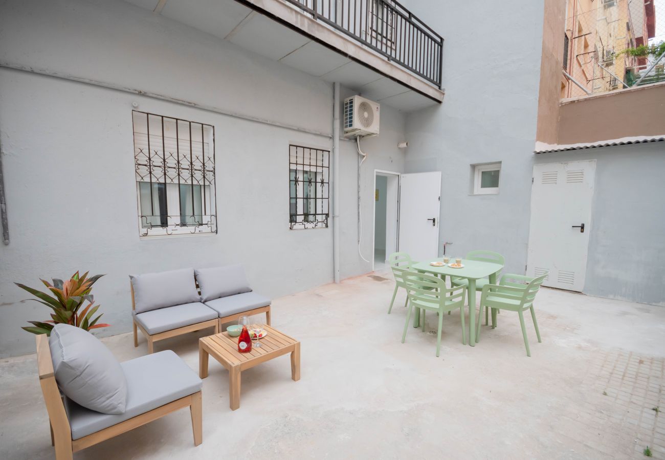 Studio in Madrid - ESTUDIO-TETUAN  Studio in Madrid - ESTUDIO-TETUAN