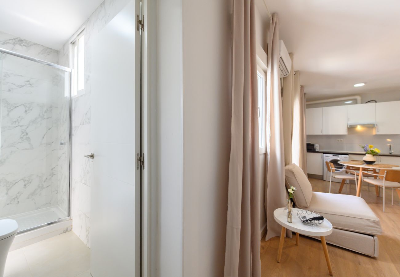 Studio in Madrid - TETUAN -  Studio in Madrid - TETUAN -