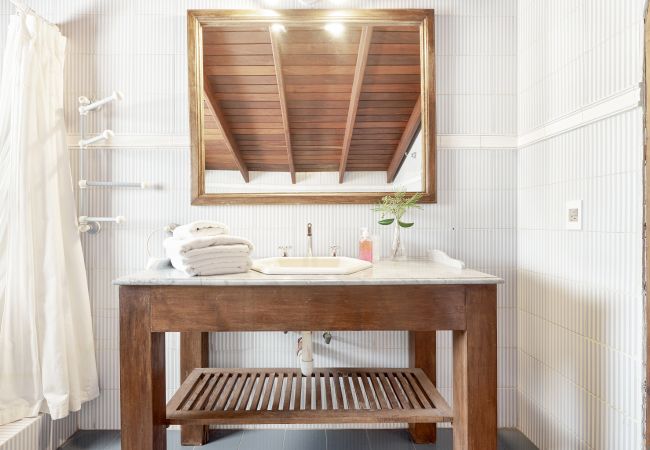 House in Luján de Cuyo -  Espectacular casa para grupos, opcional desayuno House in Luján de Cuyo -  Espectacular casa para grupos, opcional desayuno