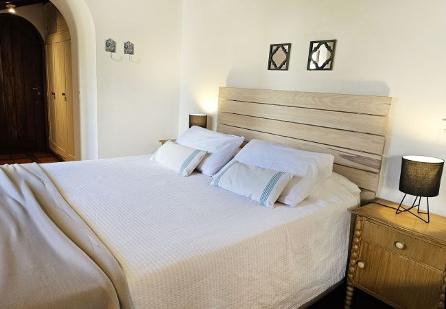 House in Luján de Cuyo -  Espectacular casa para grupos, opcional desayuno House in Luján de Cuyo -  Espectacular casa para grupos, opcional desayuno