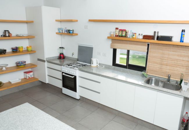 House in Luján de Cuyo -  Moderna Casa en Chacras de Coria con Pileta House in Luján de Cuyo -  Moderna Casa en Chacras de Coria con Pileta