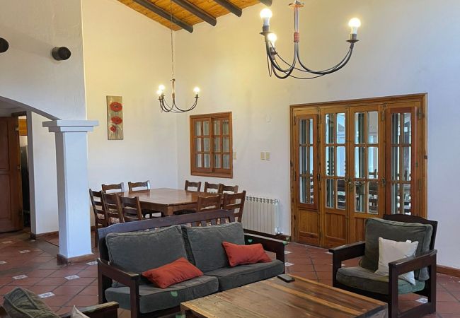 House in Luján de Cuyo -  Lindísima Casa con Jardín y Pileta en Chacras! House in Luján de Cuyo -  Lindísima Casa con Jardín y Pileta en Chacras!