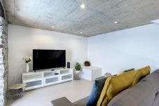 Villa in Fajã da Ovelha - Villa do Espigão by Atlantic Holiday