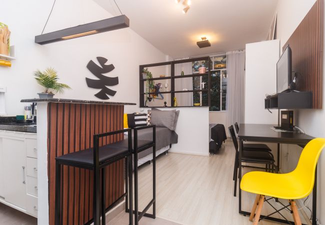  in Rio de Janeiro - NS406| Studio completo perto da praia
