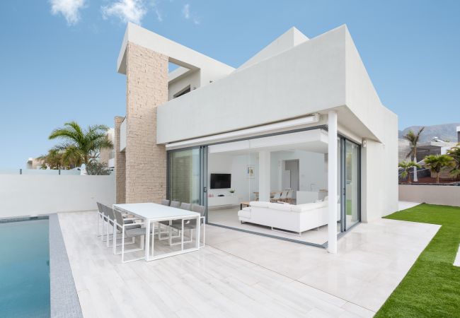 Villa in Adeje - Villa Horizon Luxe Villa in Adeje - Villa Horizon Luxe