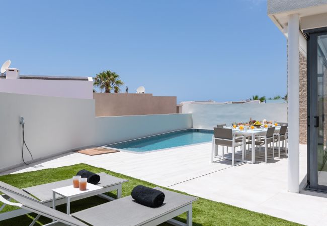 Villa in Adeje - Villa Horizon Luxe Villa in Adeje - Villa Horizon Luxe