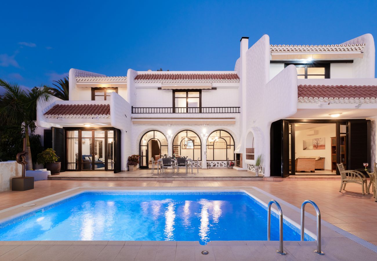 Villa in Costa Adeje - Villa Tropical Villa in Costa Adeje - Villa Tropical