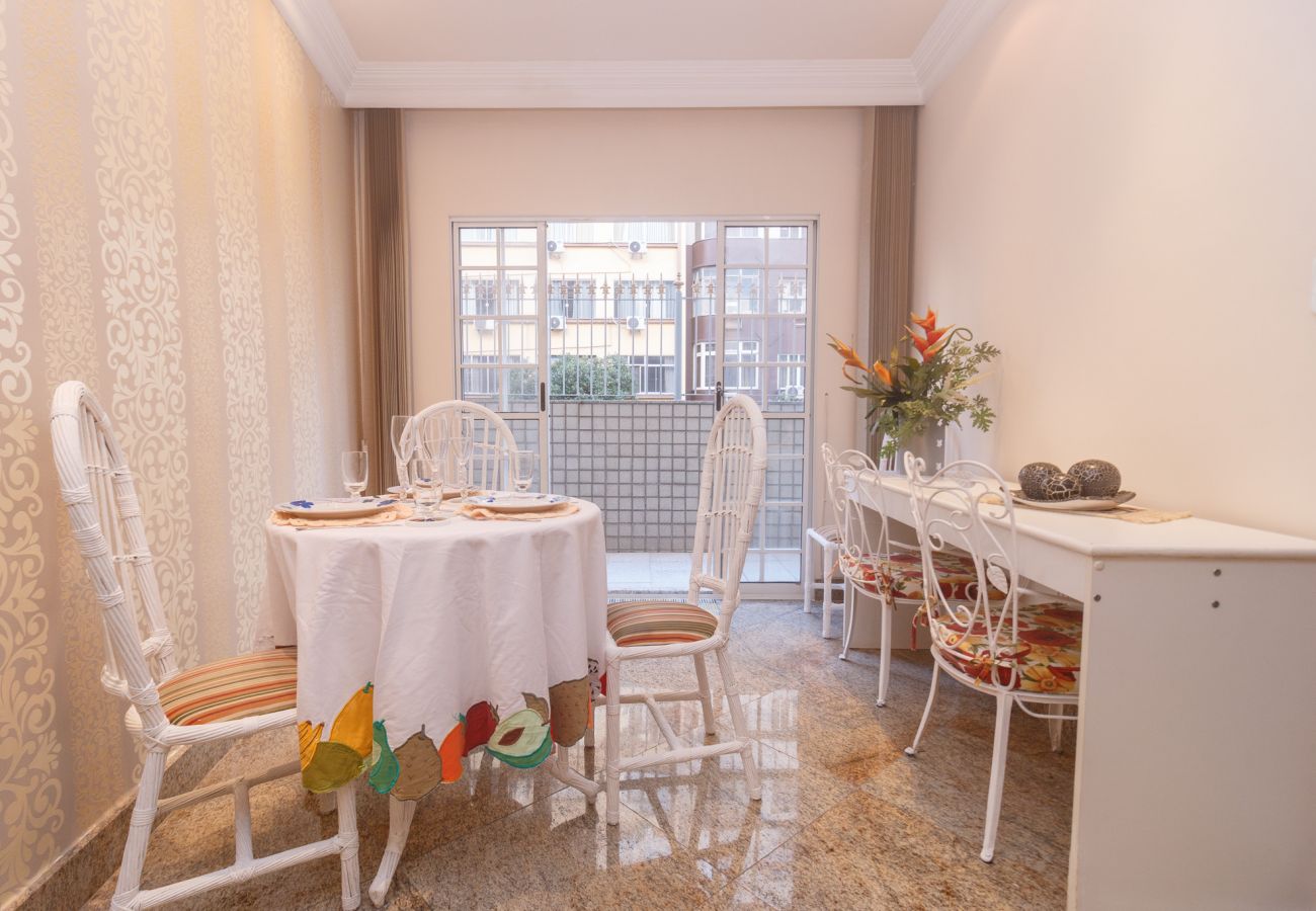 Apartment in Rio de Janeiro - NS201| Apto. 2 quadras da praia de Copacabana Apartment in Rio de Janeiro - NS201| Apto. 2 quadras da praia de Copacabana