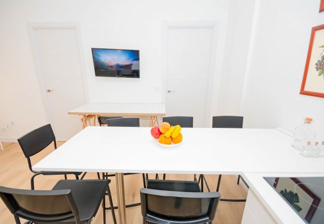 Apartment in Madrid - Cozy and charming 3-bedroom apartment in Madrid  Apartment in Madrid - Cozy and charming 3-bedroom apartment in Madrid