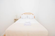 Apartment in Madrid - Cozy and charming 3-bedroom apartment in Madrid 