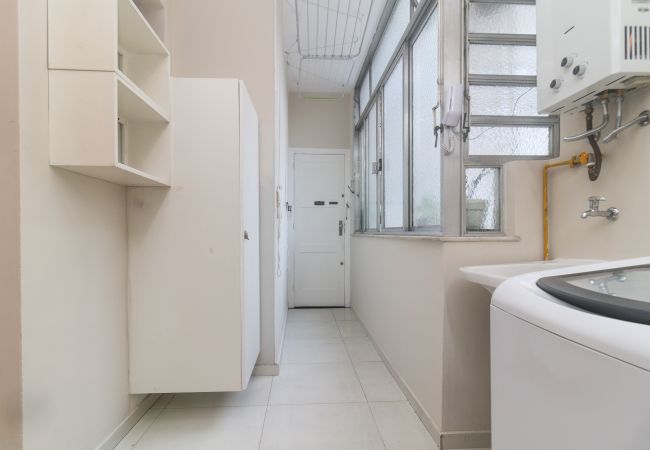 Apartment in Rio de Janeiro - Brt401A| 3 quartos em Copacabana, 9 min do Posto 4 Apartment in Rio de Janeiro - Brt401A| 3 quartos em Copacabana, 9 min do Posto 4