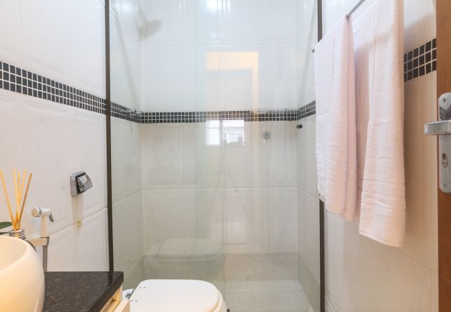 Apartment in Rio de Janeiro - Brt401A| 3 quartos em Copacabana, 9 min do Posto 4 Apartment in Rio de Janeiro - Brt401A| 3 quartos em Copacabana, 9 min do Posto 4