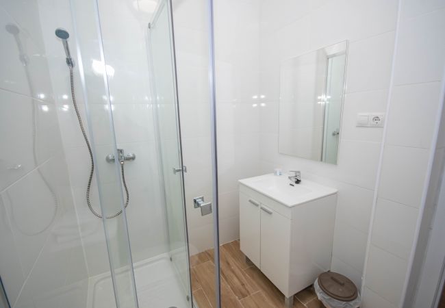 Apartment in Madrid - Luminoso y amplio apartamento en Cuatro Caminos Madrid Apartment in Madrid - Luminoso y amplio apartamento en Cuatro Caminos Madrid