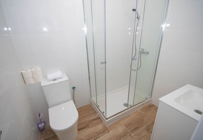 Apartment in Madrid - Luminoso y amplio apartamento en Cuatro Caminos Madrid Apartment in Madrid - Luminoso y amplio apartamento en Cuatro Caminos Madrid