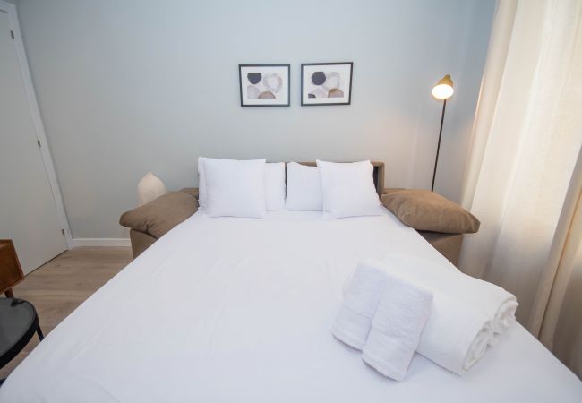 Apartment in Madrid - Luminoso y amplio apartamento en Cuatro Caminos Madrid Apartment in Madrid - Luminoso y amplio apartamento en Cuatro Caminos Madrid