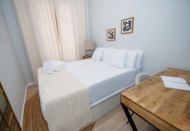 Apartment in Madrid - Luminoso y amplio apartamento en Cuatro Caminos Madrid Apartment in Madrid - Luminoso y amplio apartamento en Cuatro Caminos Madrid