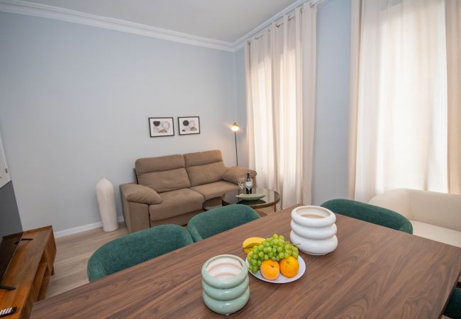 Apartment in Madrid - Luminoso y amplio apartamento en Cuatro Caminos Madrid Apartment in Madrid - Luminoso y amplio apartamento en Cuatro Caminos Madrid