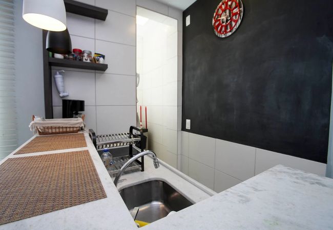 Apartment in Rio de Janeiro - URQ401| Quarto e sala aconchegante no Leblon! Apartment in Rio de Janeiro - URQ401| Quarto e sala aconchegante no Leblon!