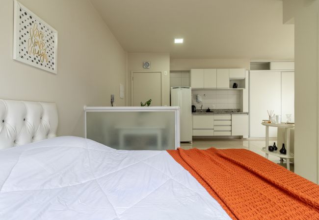  in São Paulo - AV1211-apartment on Rua Avanhandava