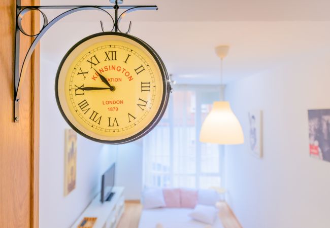  in Madrid - COZY STUDY CLOSE TO FINANCE AREA AND IE