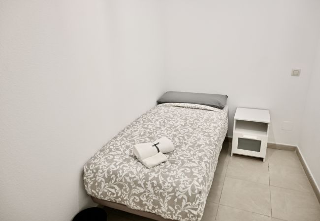 Apartment in Madrid - Central apartment on Calle Infantas Apartment in Madrid - Central apartment on Calle Infantas