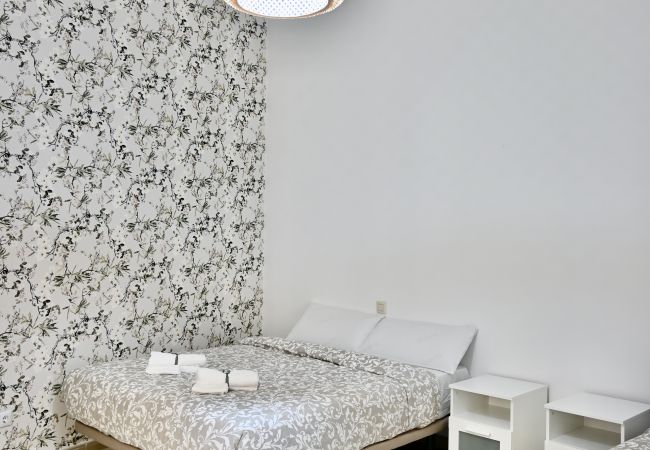 Apartment in Madrid - Central apartment on Calle Infantas Apartment in Madrid - Central apartment on Calle Infantas