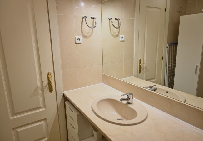 Studio in Madrid - Bright and practical apartment in El Barrio del Pilar Studio in Madrid - Bright and practical apartment in El Barrio del Pilar