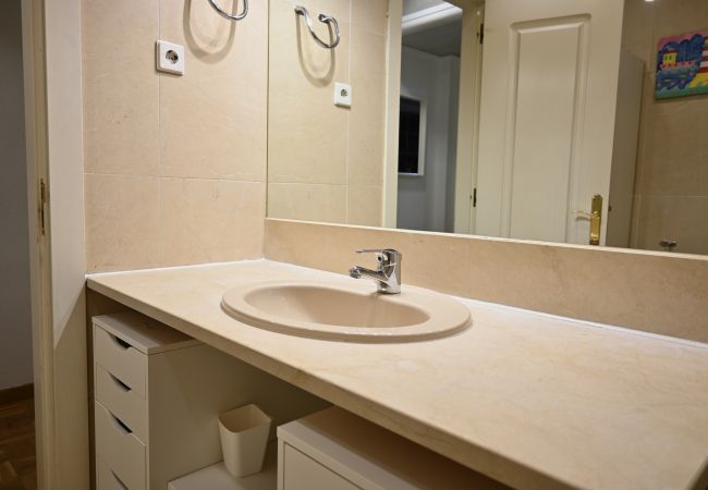 Studio in Madrid - Bright and practical apartment in El Barrio del Pilar Studio in Madrid - Bright and practical apartment in El Barrio del Pilar