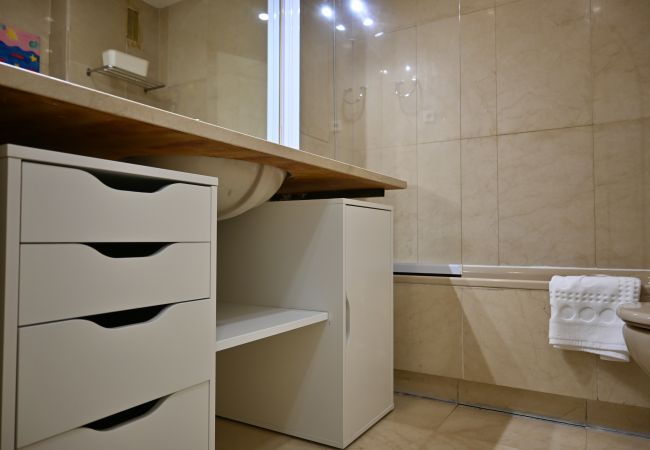 Studio in Madrid - Bright and practical apartment in El Barrio del Pilar Studio in Madrid - Bright and practical apartment in El Barrio del Pilar