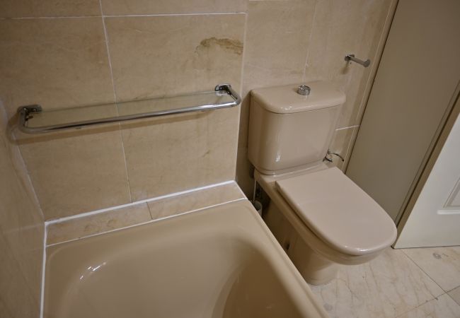 Studio in Madrid - Bright and practical apartment in El Barrio del Pilar Studio in Madrid - Bright and practical apartment in El Barrio del Pilar