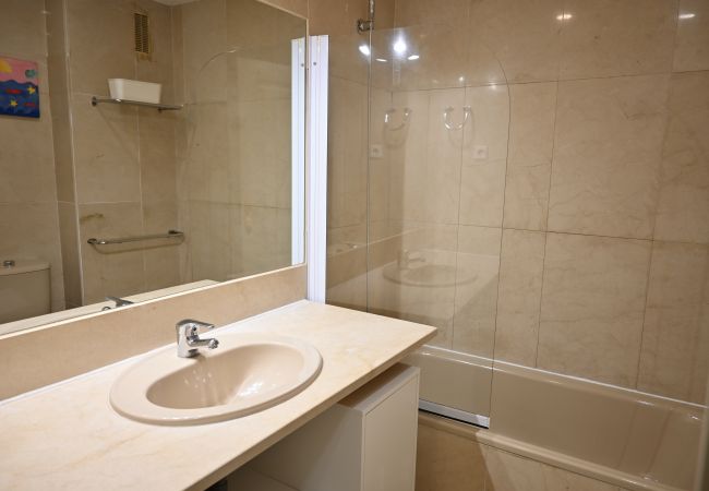 Studio in Madrid - Bright and practical apartment in El Barrio del Pilar Studio in Madrid - Bright and practical apartment in El Barrio del Pilar