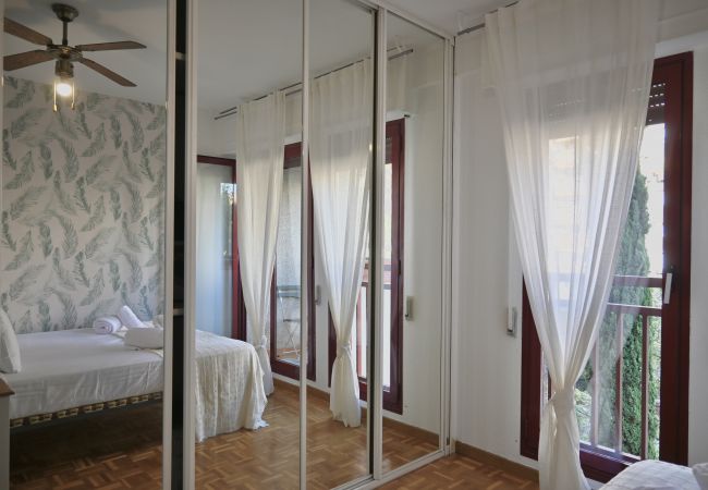 Studio in Madrid - Bright and practical apartment in El Barrio del Pilar Studio in Madrid - Bright and practical apartment in El Barrio del Pilar