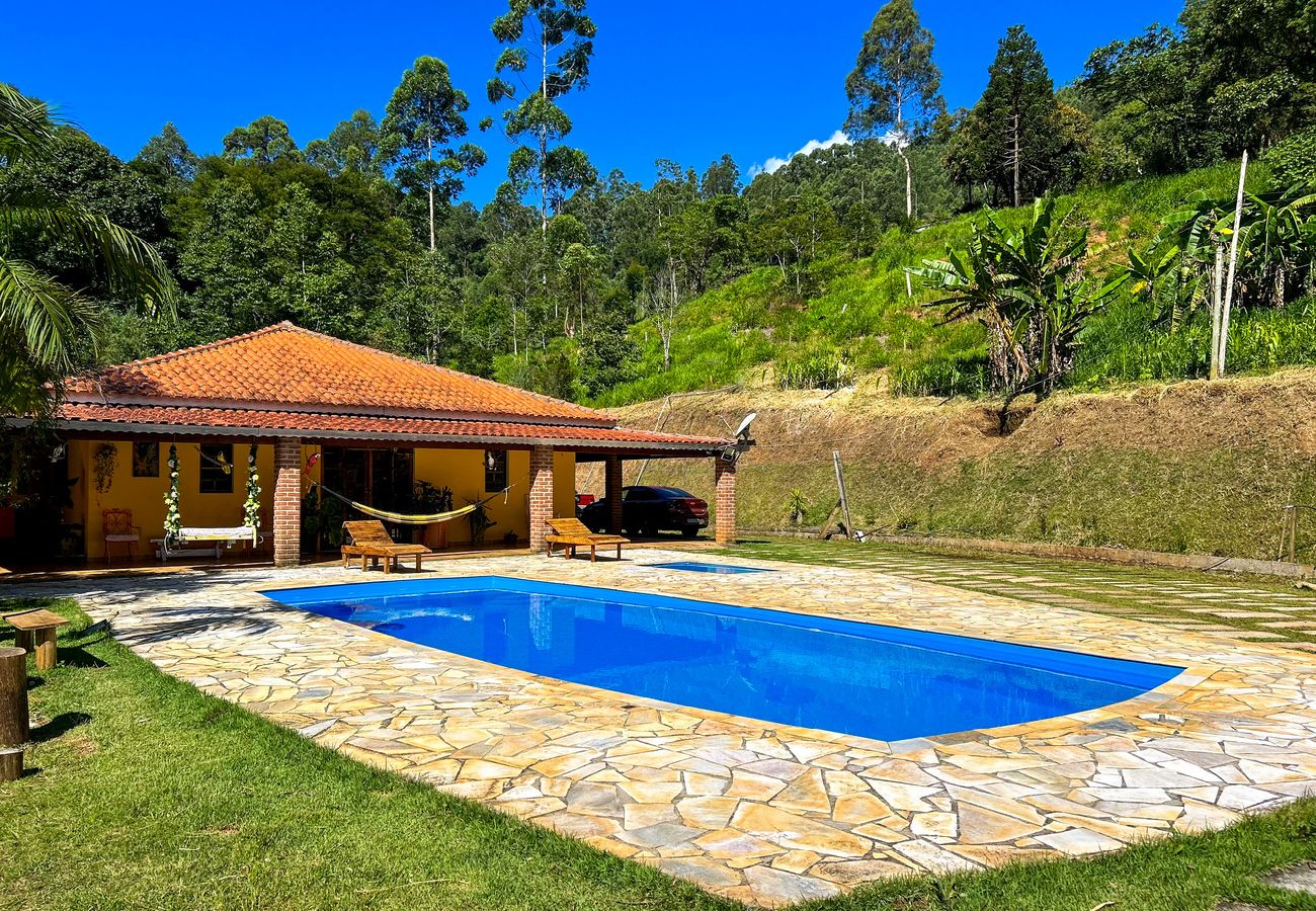 House in Joanópolis - Chácara com lazer e conforto em Joanópolis/SP