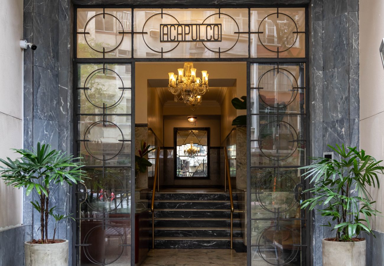 Apartment in Rio de Janeiro - Charm in Copa | Great for couples | MVC1103  Apartment in Rio de Janeiro - Charm in Copa | Great for couples | MVC1103