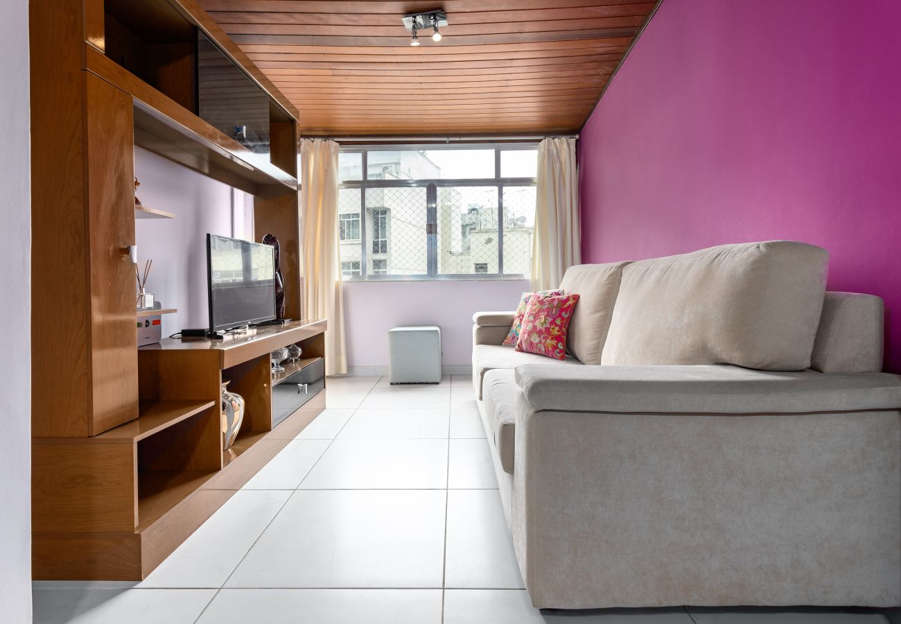 Apartment in Rio de Janeiro - Charm in Copa | Great for couples | MVC1103  Apartment in Rio de Janeiro - Charm in Copa | Great for couples | MVC1103