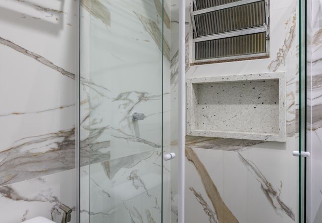 Studio in Rio de Janeiro - 3 minutes from Copacabana beach | NSC904 Studio in Rio de Janeiro - 3 minutes from Copacabana beach | NSC904