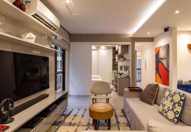 Apartment in Rio de Janeiro - Near Lagoa, in front of CASV | PC204 Apartment in Rio de Janeiro - Near Lagoa, in front of CASV | PC204