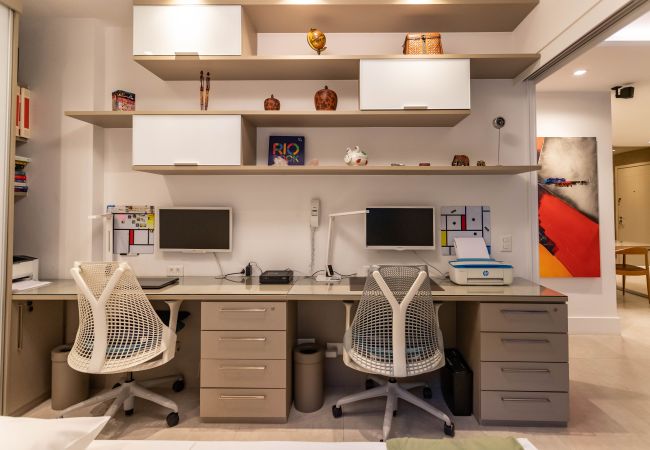 Apartment in Rio de Janeiro - Near Lagoa, in front of CASV | PC204 Apartment in Rio de Janeiro - Near Lagoa, in front of CASV | PC204