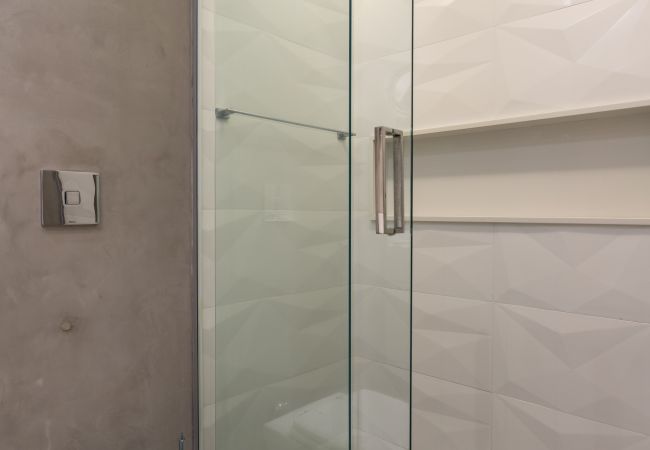 Apartment in Rio de Janeiro - Near Lagoa, in front of CASV | PC204 Apartment in Rio de Janeiro - Near Lagoa, in front of CASV | PC204