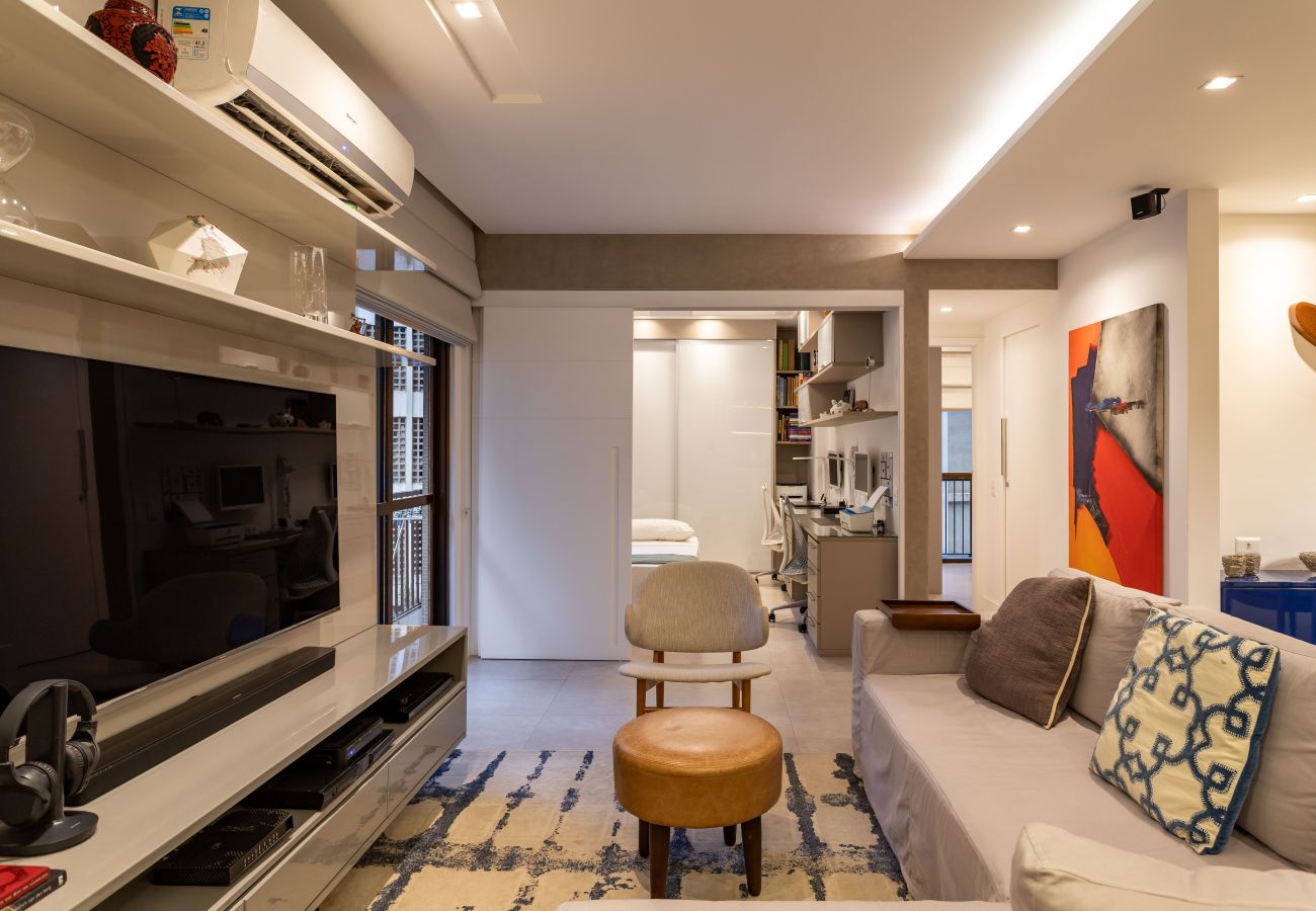 Apartment in Rio de Janeiro - Near Lagoa, in front of CASV | PC204 Apartment in Rio de Janeiro - Near Lagoa, in front of CASV | PC204