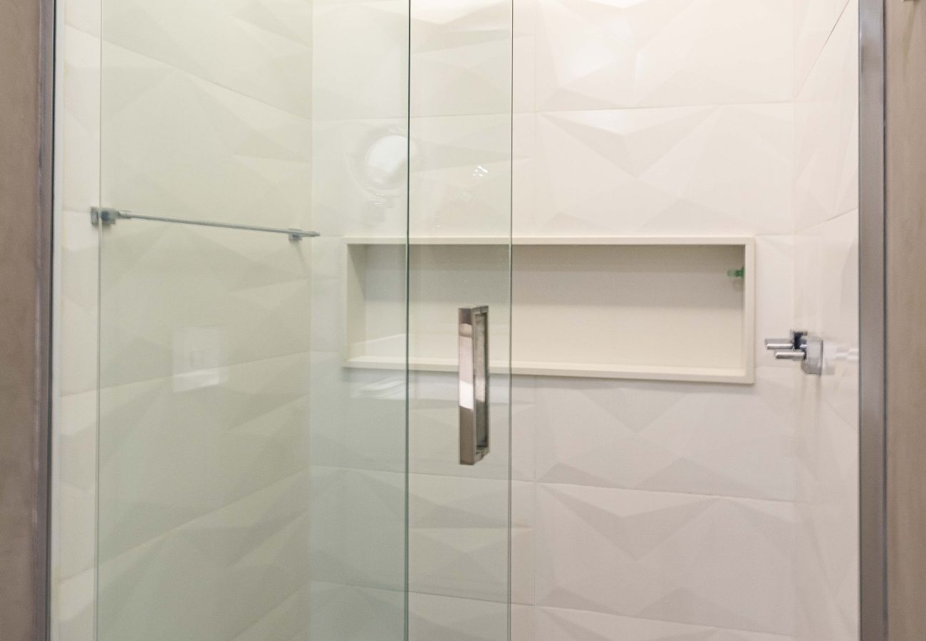 Apartment in Rio de Janeiro - Near Lagoa, in front of CASV | PC204 Apartment in Rio de Janeiro - Near Lagoa, in front of CASV | PC204