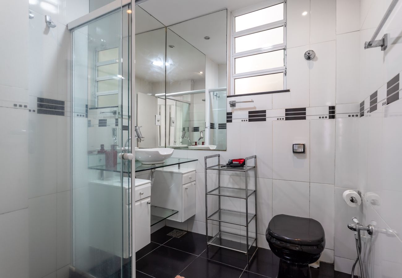 Apartment in Rio de Janeiro - Perfect in Copacabana |Comfortable room| BR401 Apartment in Rio de Janeiro - Perfect in Copacabana |Comfortable room| BR401