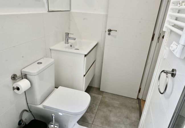 Apartment in Madrid - Moderno Apartamento de dos dormitorios y dos baños en Avenida América   Apartment in Madrid - Moderno Apartamento de dos dormitorios y dos baños en Avenida América