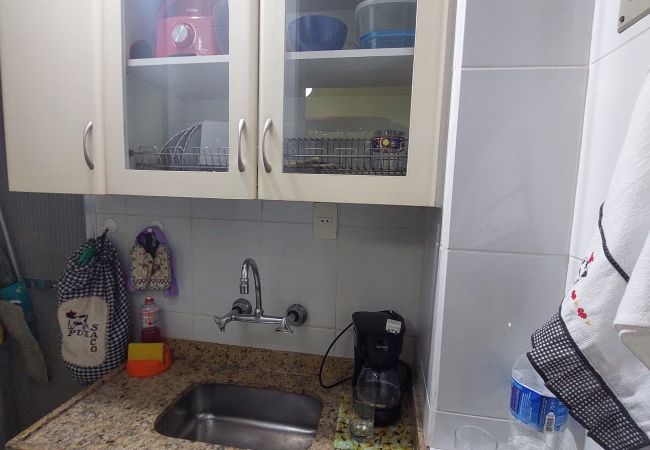 Apartment in Rio de Janeiro - Bul103 | Kitnet em Copacabana a 650m do Arpoador Apartment in Rio de Janeiro - Bul103 | Kitnet em Copacabana a 650m do Arpoador