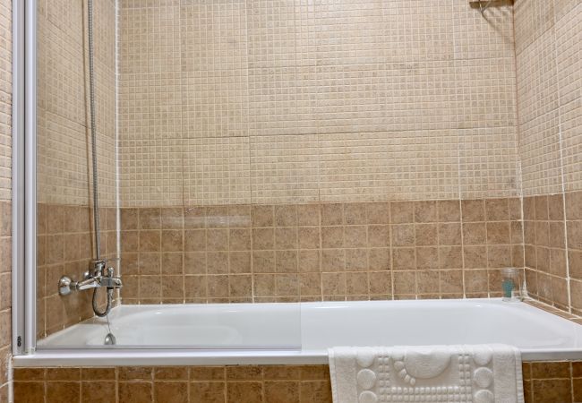 Apartment in Madrid - M (INF3D) Central apartment on Calle Infantas Apartment in Madrid - M (INF3D) Central apartment on Calle Infantas