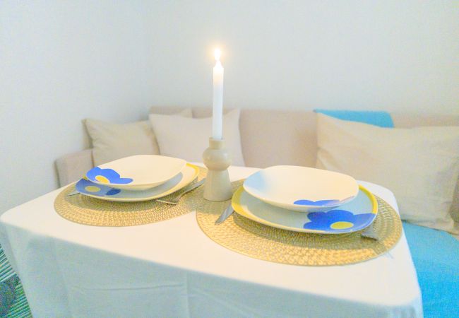 Apartment in Madrid - Atractivo apartamento de un dormitorio con patio interior junto al Intercambiador de Avenida América CTG83 Apartment in Madrid - Atractivo apartamento de un dormitorio con patio interior junto al Intercambiador de Avenida América CTG83